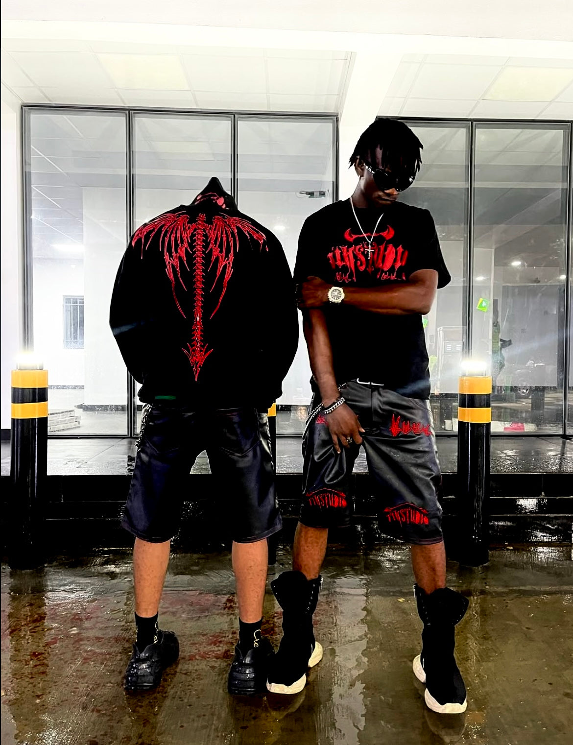 TIH-LOGO TEE